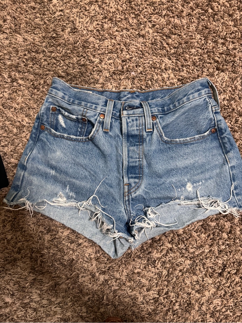 Levi's Distressed Frayed Hem Denim Shorts - Light Blue
